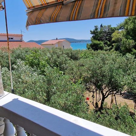 Apartman Lugovic Szybenik Zewnętrze zdjęcie