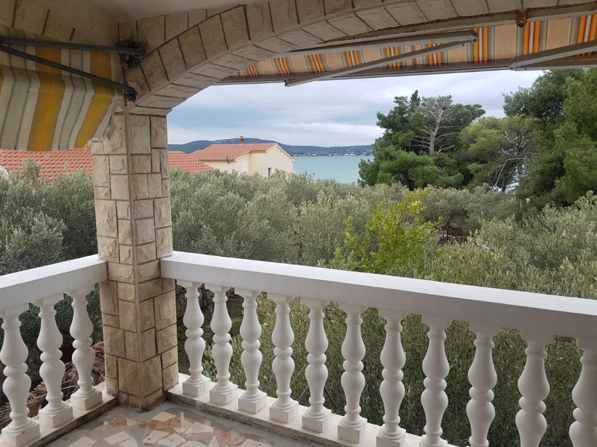 Apartman Lugovic Szybenik Zewnętrze zdjęcie