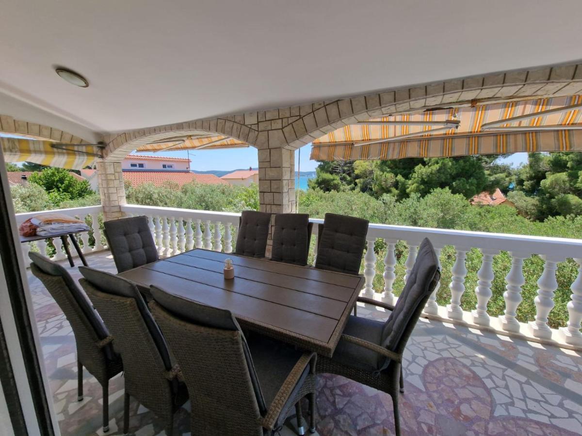 Apartman Lugovic Szybenik Zewnętrze zdjęcie